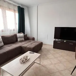 https://hermoso-y-confortable-piso.in-canary-islands.com